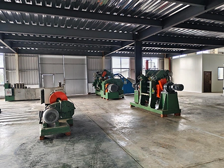 Línea automática de alimentación y mezcla de caucho de 55 litros