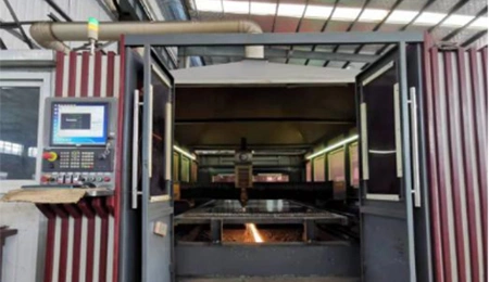 Máquina de corte por láser